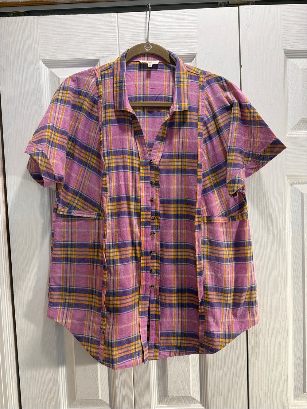 easel Pink Plaid Short Sleeve Button-Down Shirt with Yellow & Blue Accents - Picture 1 of 2